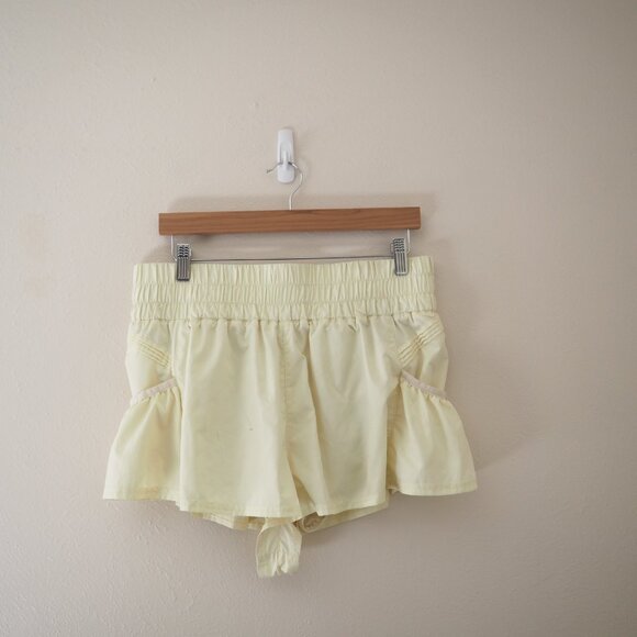 Free People Movement Light Yellow Get Your Flirt On Shorts sz L - Picture 4 of 8